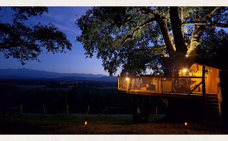 A Splendid & Unique Country Home with Exceptional Pyrenean Mountain Views!!